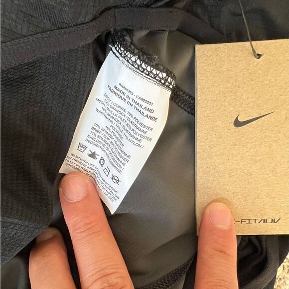 Nike Run Division 4" Dri-Fit ADV Running Black Shorts - Picture 11 of 13